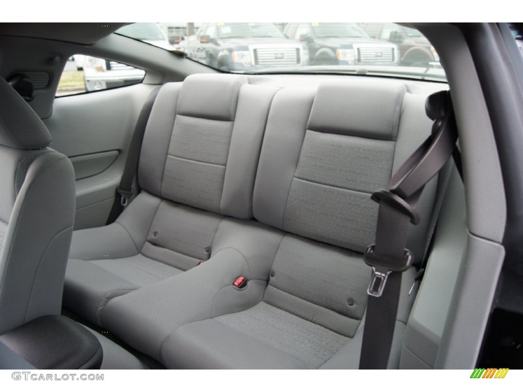 Light Graphite Interior 2009 Ford Mustang V6 Coupe Photo #60875724