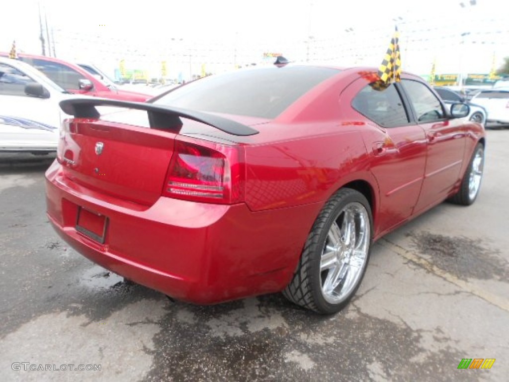 2006 Charger SE - Inferno Red Crystal Pearl / Dark Slate Gray/Light Graystone photo #5