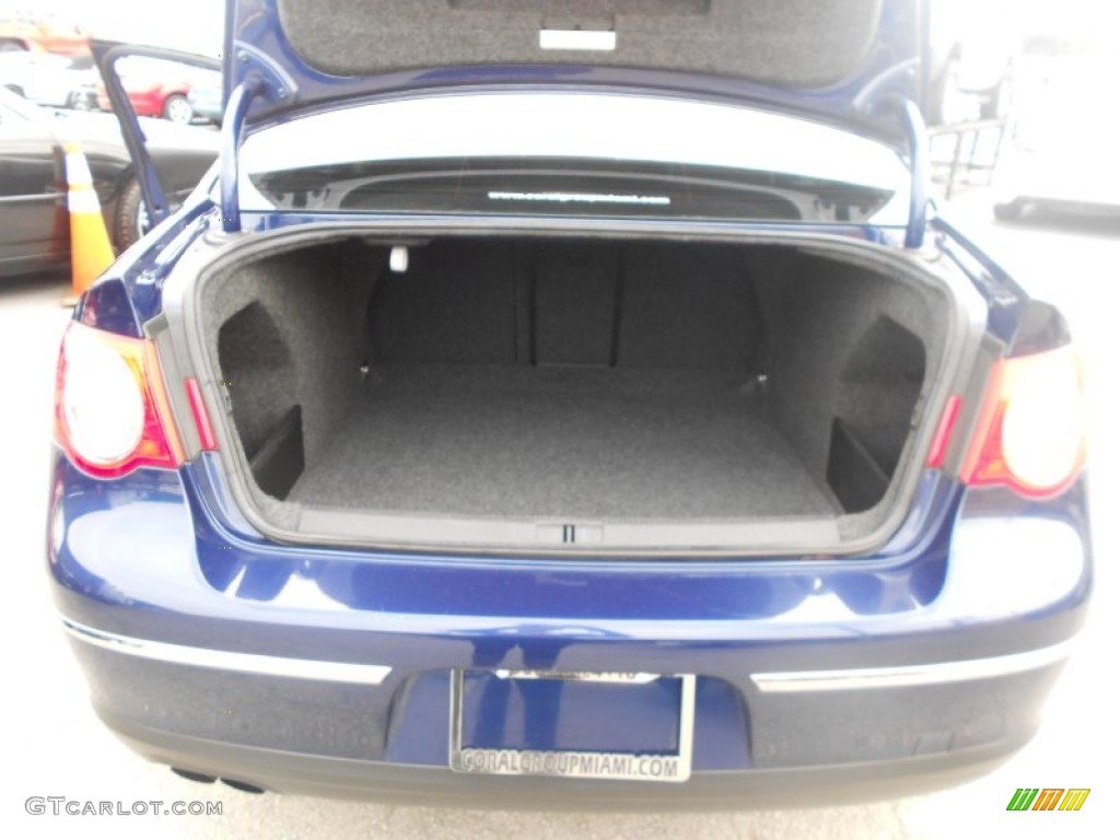 2006 Passat 2.0T Sedan - Shadow Blue / Black photo #21