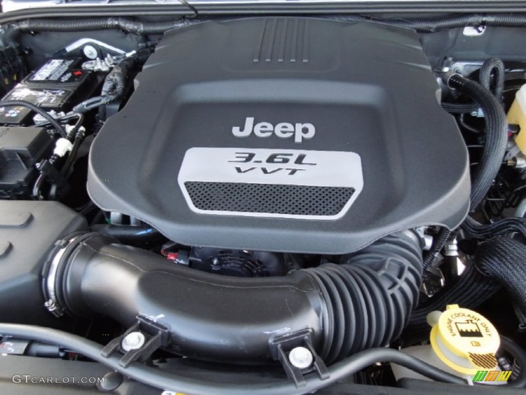 2012 Jeep Wrangler Rubicon 4X4 3.6 Liter DOHC 24-Valve VVT Pentastar V6 Engine Photo #60880065