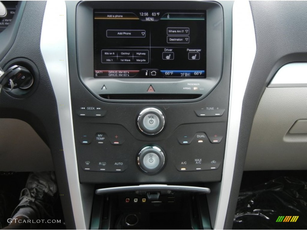 2012 Ford Explorer XLT Controls Photo #60881889