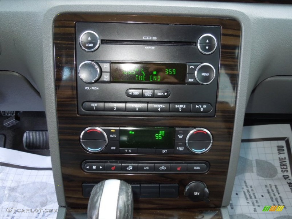 2008 Mercury Sable Premier Sedan Controls Photos