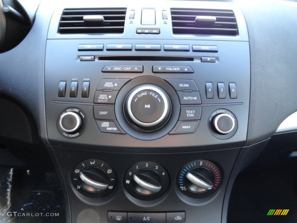 2012 Mazda MAZDA3 i Touring 4 Door Controls Photo #60886599