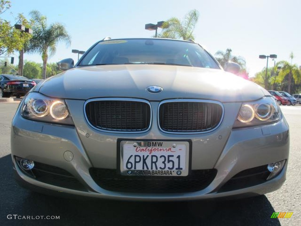 2011 3 Series 328i xDrive Sports Wagon - Platinum Bronze Metallic / Beige photo #2