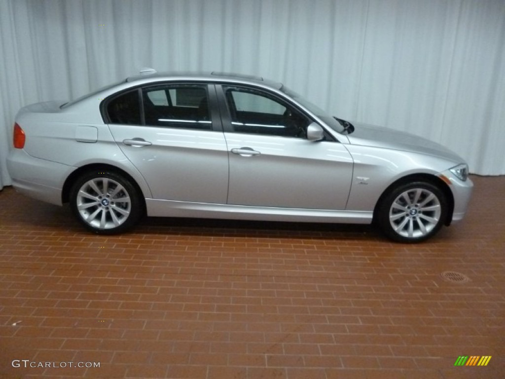 2011 3 Series 328i xDrive Sedan - Titanium Silver Metallic / Black photo #3