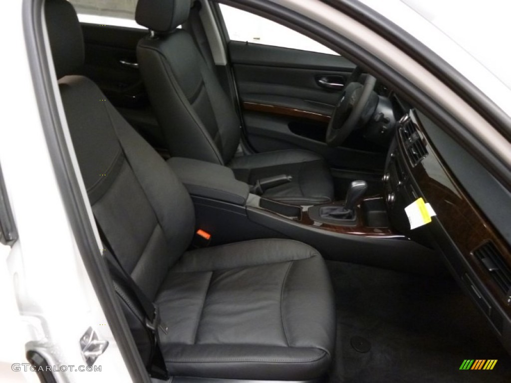 2011 3 Series 328i xDrive Sedan - Alpine White / Black photo #10