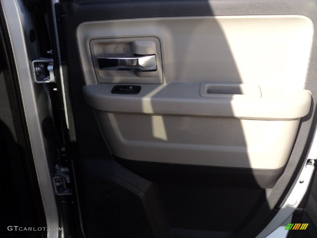 2011 Ram 1500 SLT Quad Cab 4x4 - Bright Silver Metallic / Dark Slate Gray/Medium Graystone photo #12