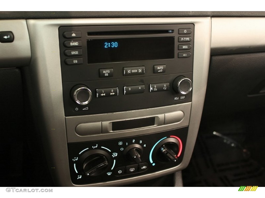 2005 Chevrolet Cobalt LS Coupe Controls Photo #60892639