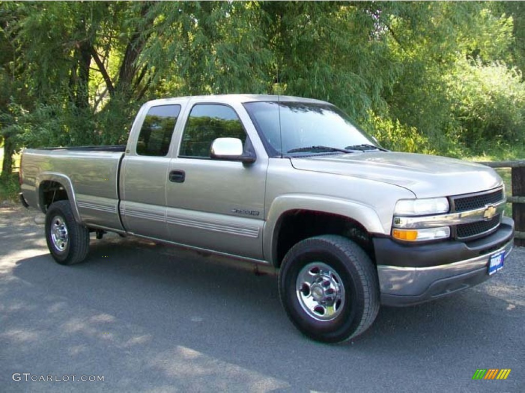 2002 Silverado 2500 LS Extended Cab - Light Pewter Metallic / Graphite photo #1