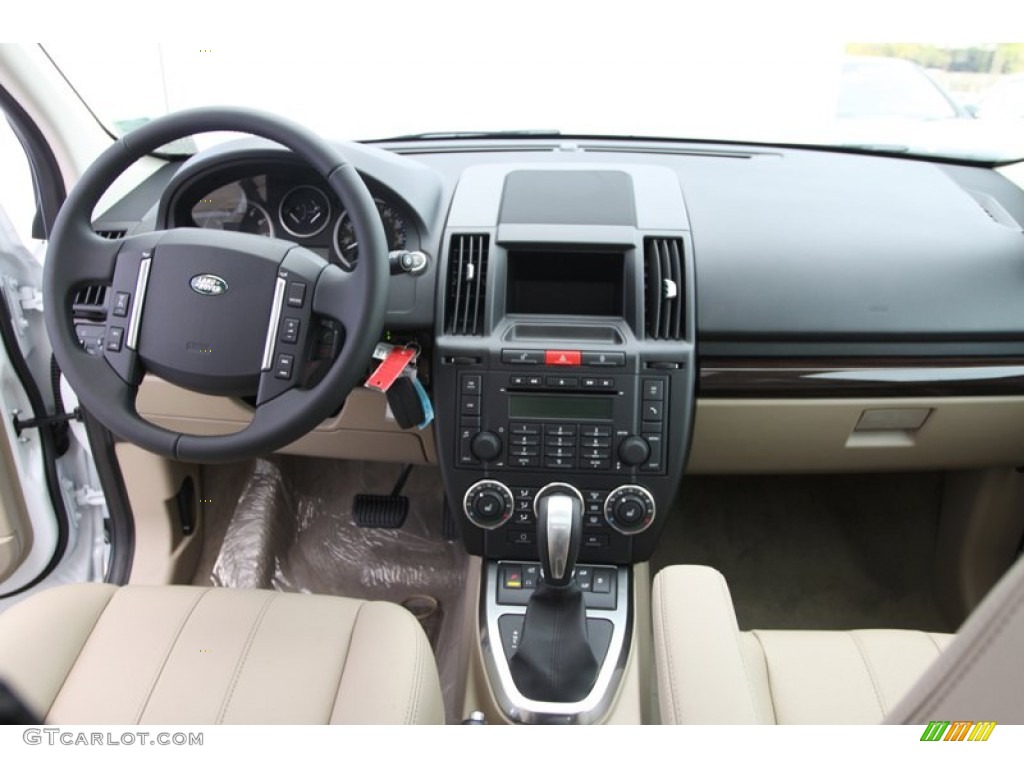 2012 Land Rover LR2 HSE Almond Dashboard Photo #60893182