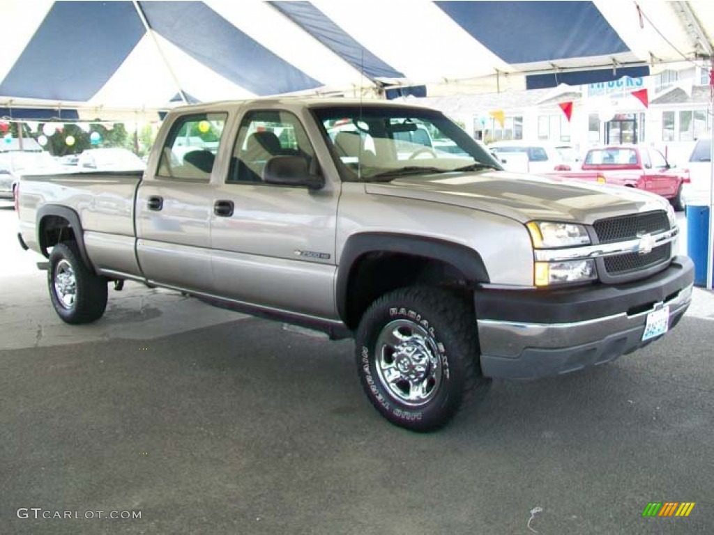 2003 Silverado 2500HD LS Crew Cab - Light Pewter Metallic / Dark Charcoal photo #1
