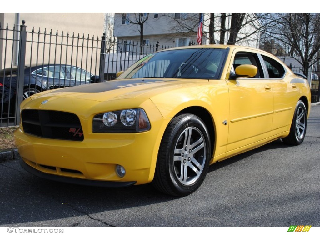 Top Banana Yellow 2006 Dodge Charger R/T Daytona Exterior Photo #60894169