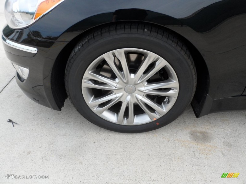 2012 Hyundai Genesis 4.6 Sedan Wheel Photos