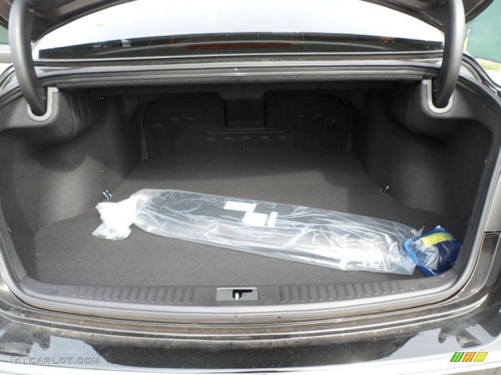 2012 Hyundai Genesis 4.6 Sedan Trunk Photos