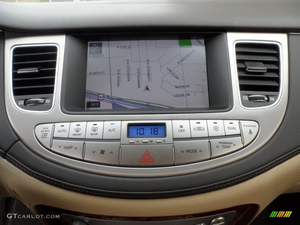 2012 Hyundai Genesis 4.6 Sedan Navigation Photos
