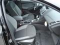 Black - Focus SE Sedan Photo No. 16