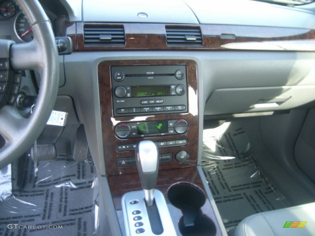 2006 Five Hundred SEL - Oxford White / Shale Grey photo #15