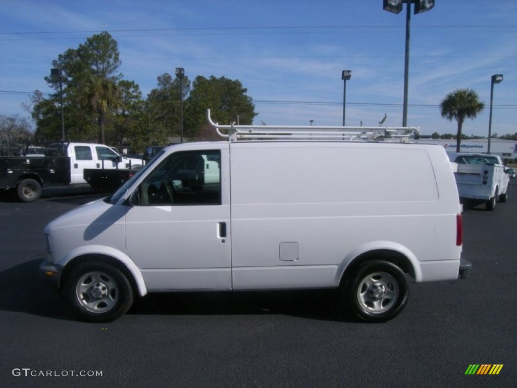 2005 Astro Commercial Van - Summit White / Medium Gray photo #6