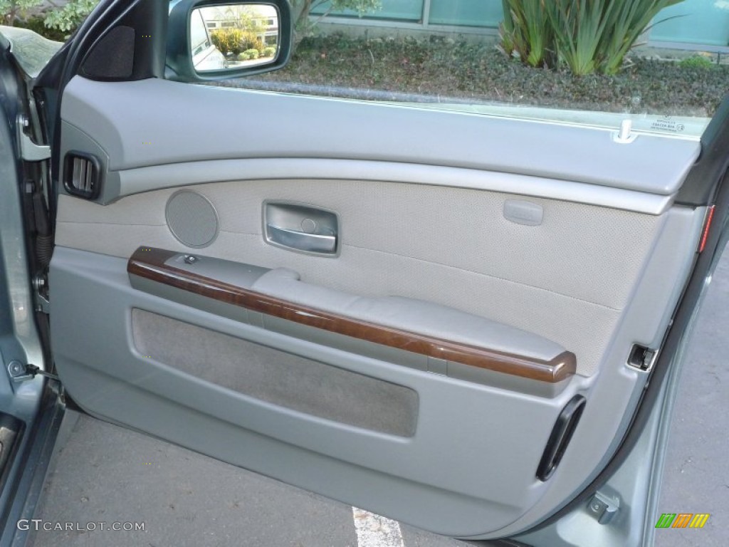 2003 BMW 7 Series 745Li Sedan Door Panel Photos