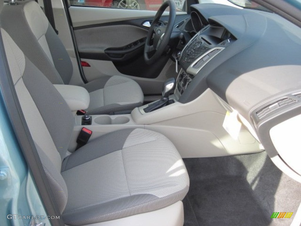 2012 Focus SE Sedan - Frosted Glass Metallic / Stone photo #5