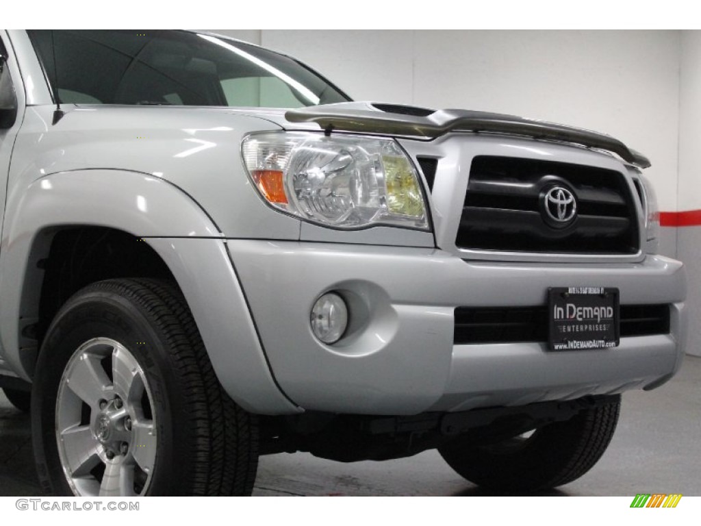 2005 Tacoma V6 TRD Sport Access Cab 4x4 - Silver Streak Mica / Graphite Gray photo #5