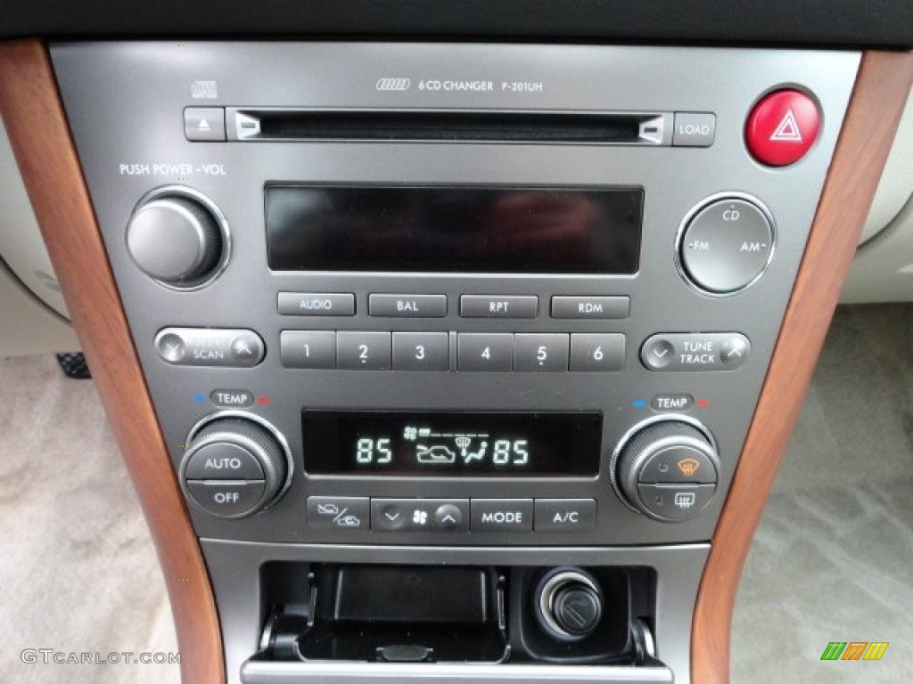 2005 Subaru Outback 2.5XT Limited Wagon Controls Photos