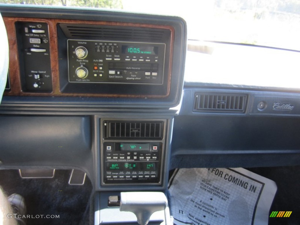 1990 Cadillac Eldorado Touring Coupe Controls Photo #60904408