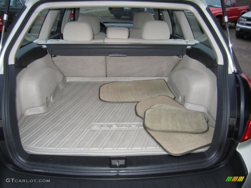 2006 Outback 2.5i Wagon - Champagne Gold Opalescent / Taupe photo #19