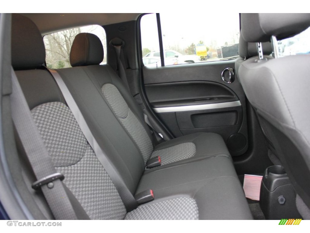 Gray Interior 2011 Chevrolet HHR LS Photo #60909758