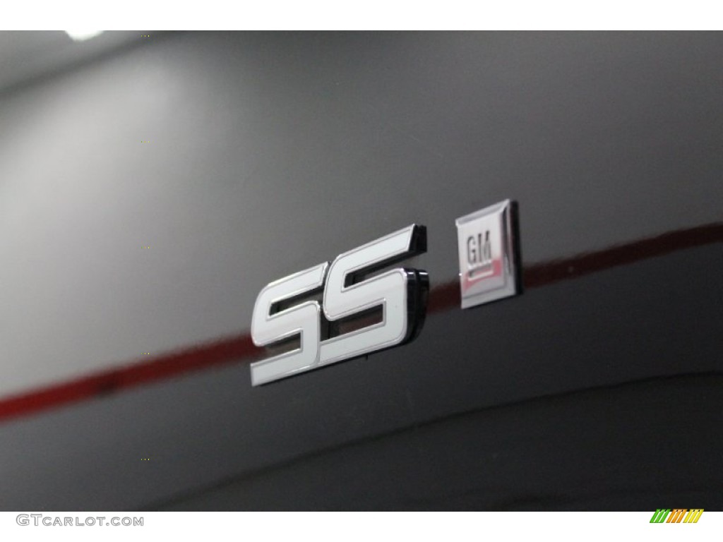2007 Chevrolet TrailBlazer SS Marks and Logos Photos