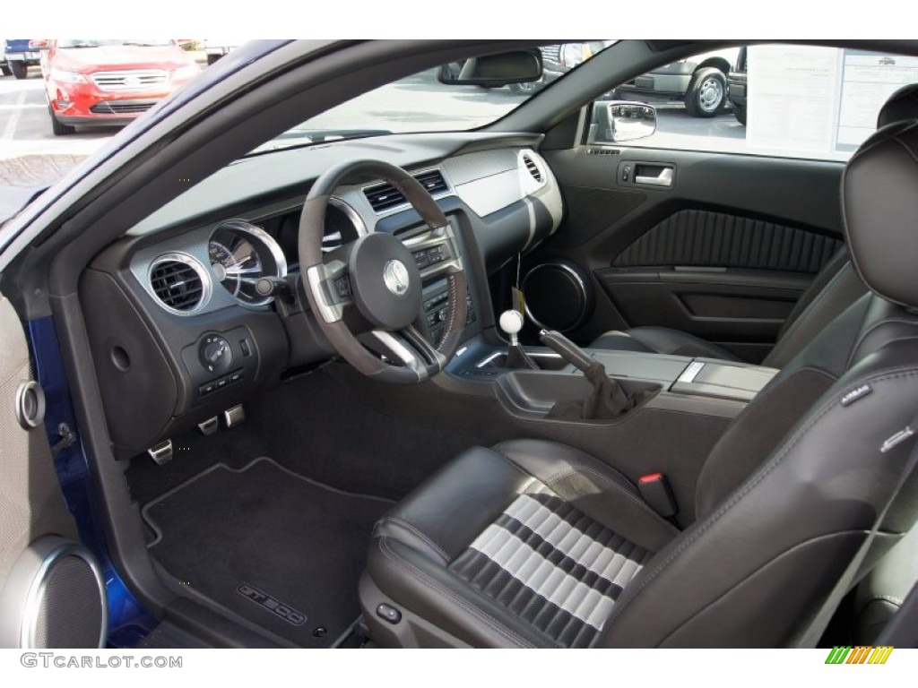 Charcoal Black Interior 2010 Ford Mustang Shelby GT500 Coupe Photo #60910325