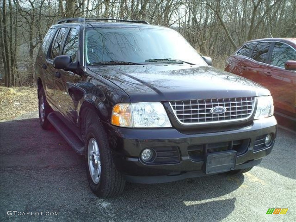2004 Explorer XLT 4x4 - Black / Midnight Grey photo #4