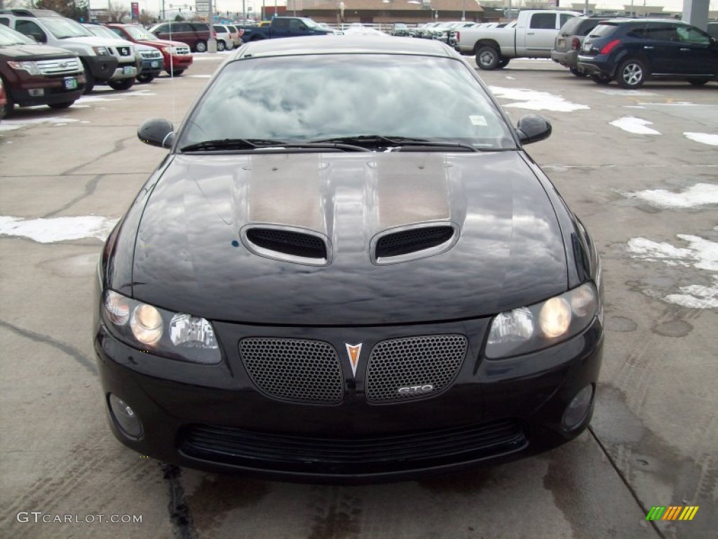 Phantom Black Metallic 2006 Pontiac GTO Coupe Exterior Photo #60912512
