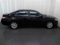 Black - Camry LE Photo No. 19