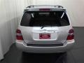 Millenium Silver Metallic - Highlander V6 Photo No. 4