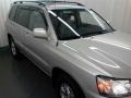 Millenium Silver Metallic - Highlander V6 Photo No. 20