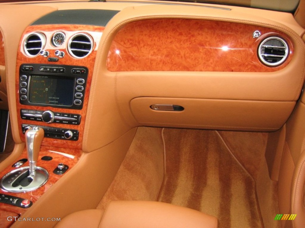 2006 Bentley Continental GT Standard Continental GT Model Saddle Dashboard Photo #60917230