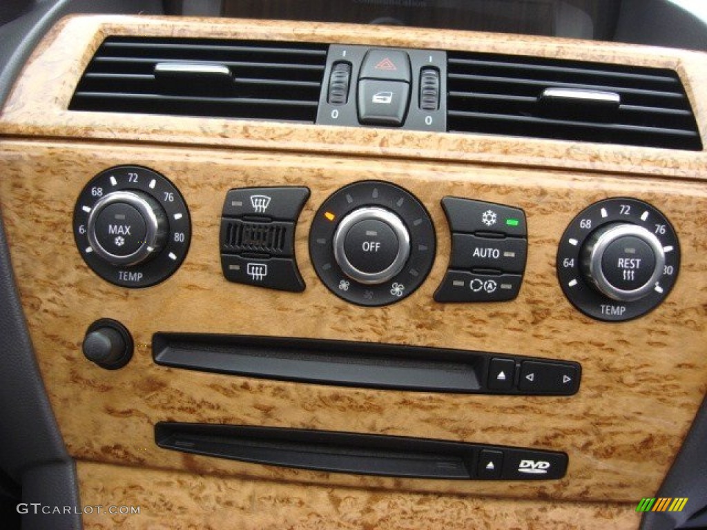 2005 BMW 6 Series 645i Convertible Controls Photo #60919502