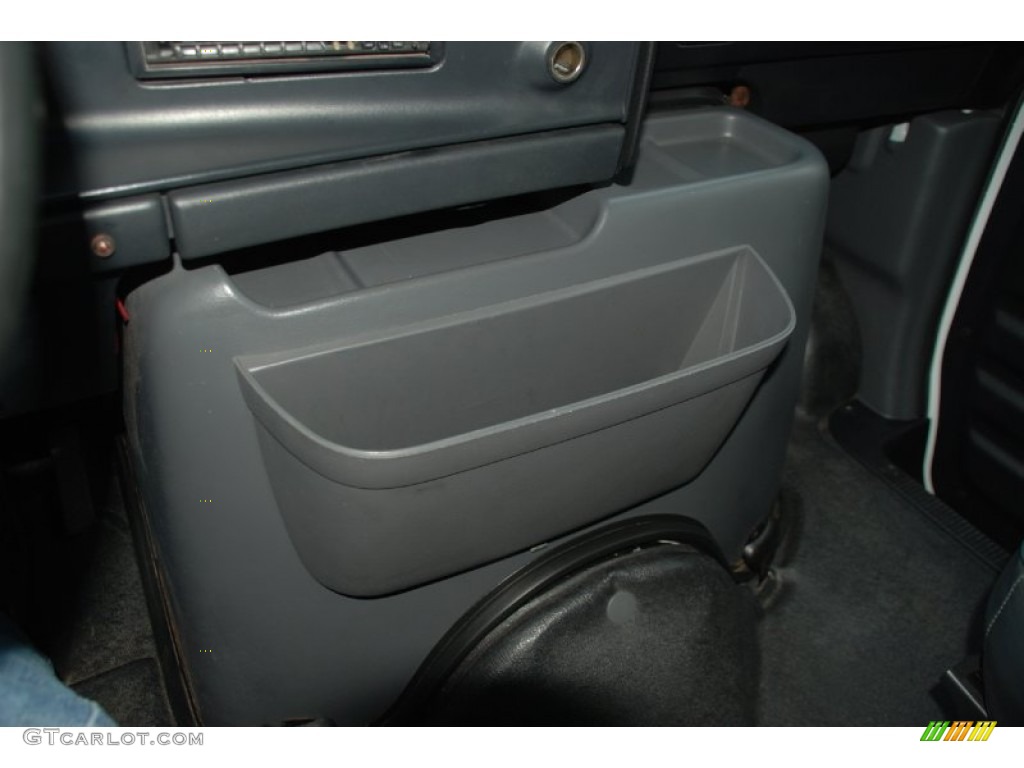 1995 E Series Van E350 XL Cargo Van - White / Grey photo #19