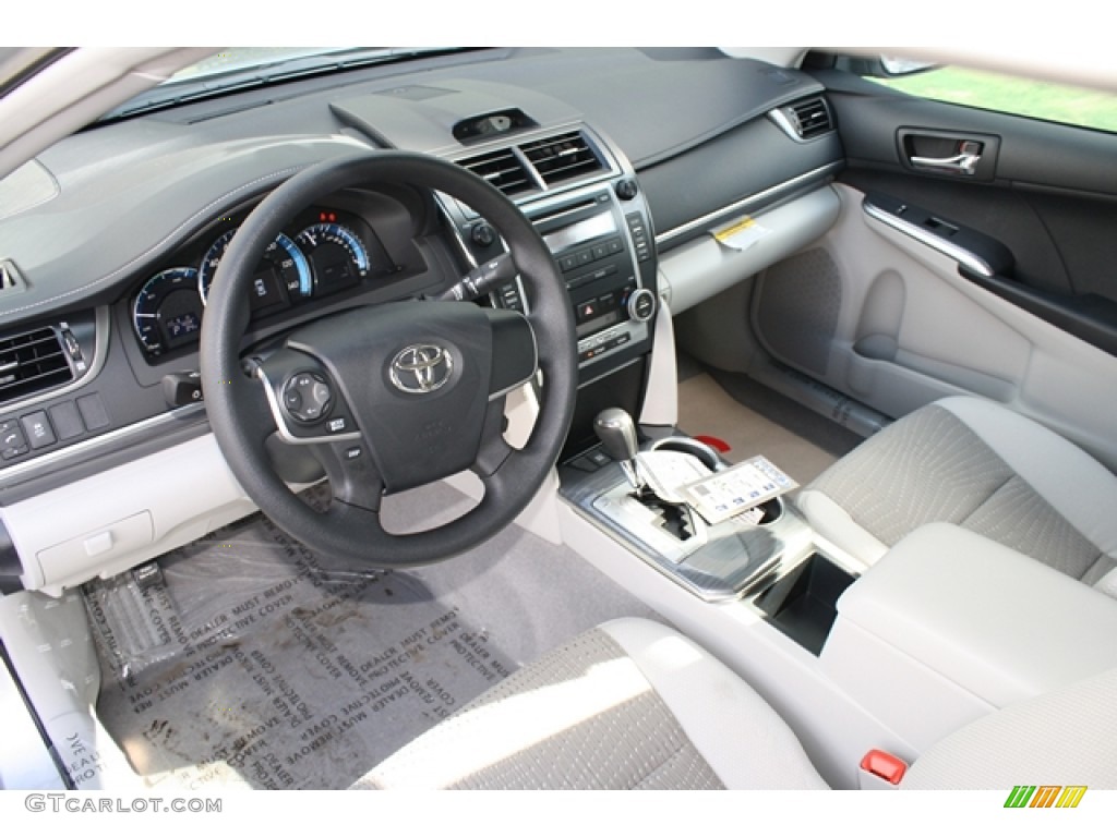 Ash Interior 2012 Toyota Camry Hybrid LE Photo #60924809