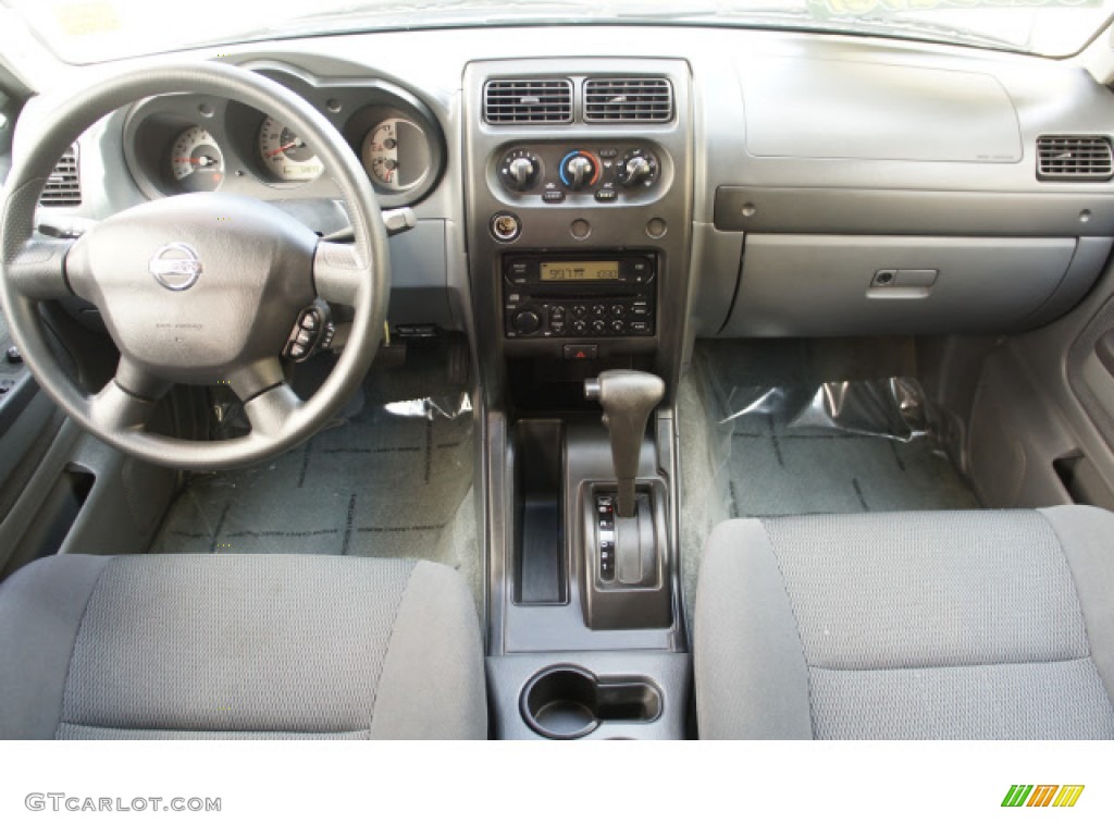 2004 Nissan Frontier XE V6 Crew Cab Dashboard Photos