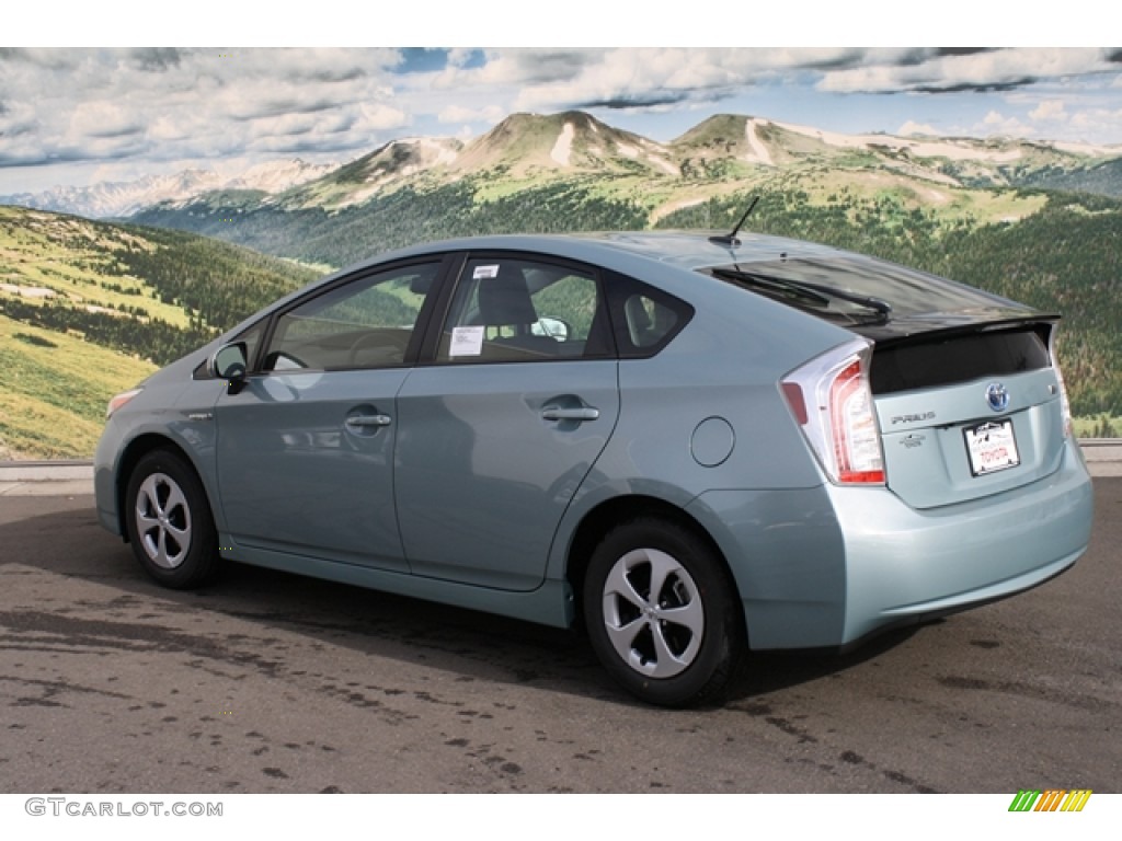 2012 Prius 3rd Gen Four Hybrid - Sea Glass Pearl / Dark Gray photo #3