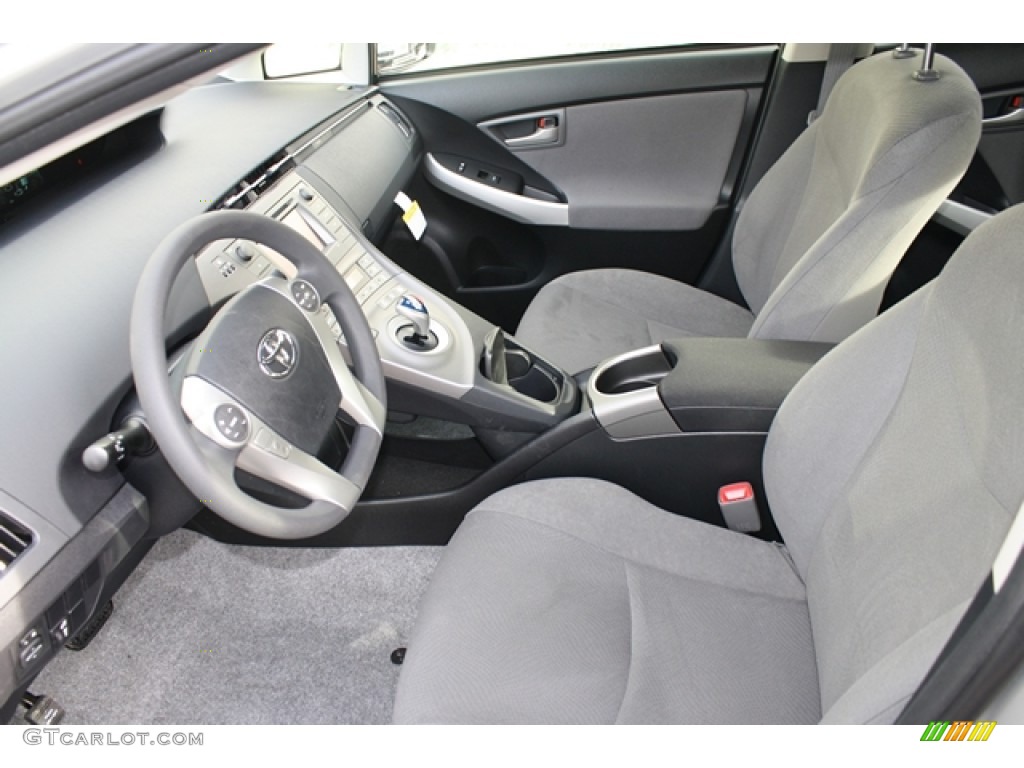 2012 Prius 3rd Gen Two Hybrid - Classic Silver Metallic / Misty Gray photo #4