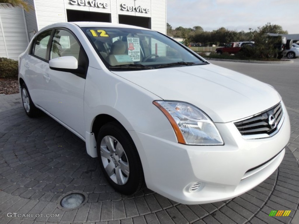 2012 Sentra 2.0 - Aspen White / Charcoal photo #10