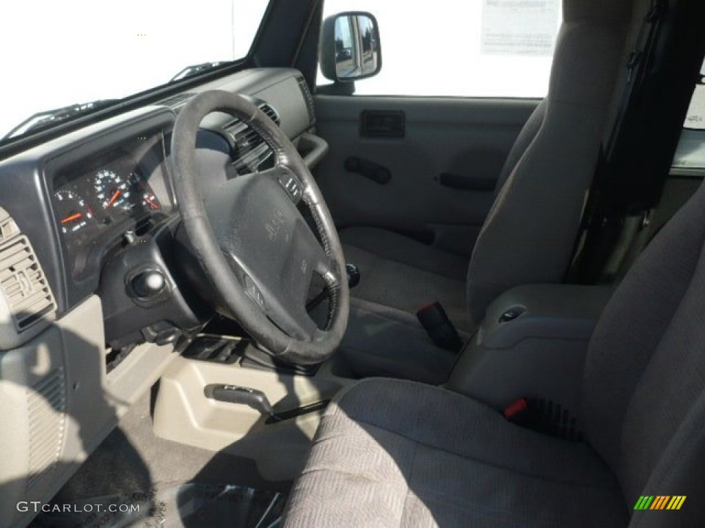 2004 Wrangler Sport 4x4 - Light Khaki Metallic / Khaki photo #5
