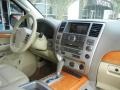 Tuscan White Pearl - QX 56 4WD Photo No. 6