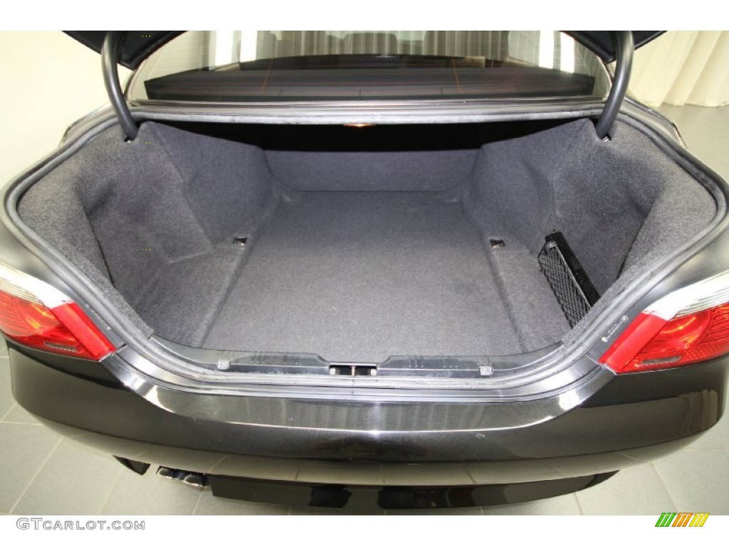 2006 BMW 5 Series 530i Sedan Trunk Photo #60949944