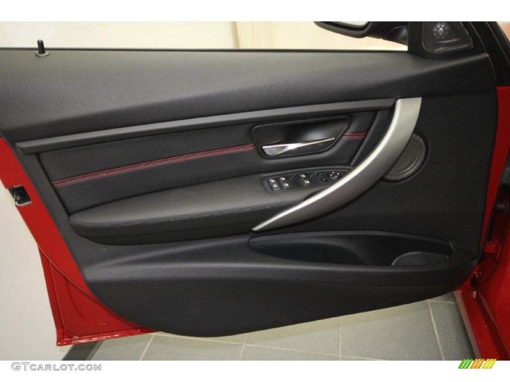 2012 BMW 3 Series 335i Sedan Black/Red Highlight Door Panel Photo #60951099