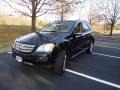 Black - ML 350 4Matic Photo No. 3