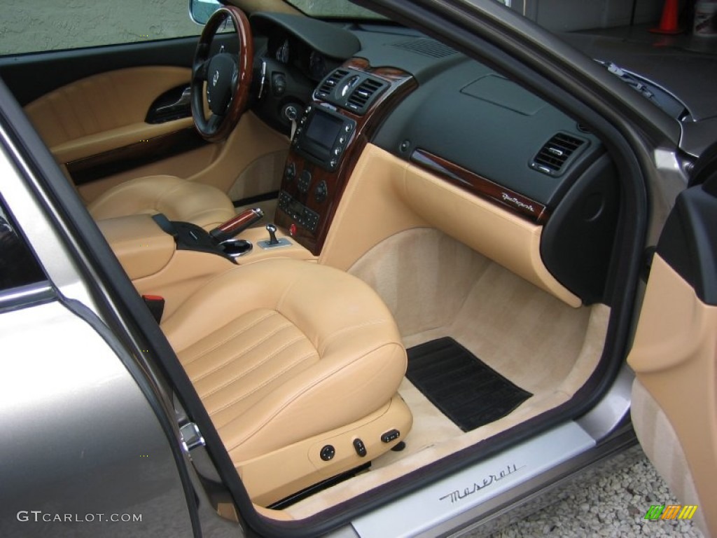 Beige Interior 2006 Maserati Quattroporte Standard Quattroporte Model Photo #60952320